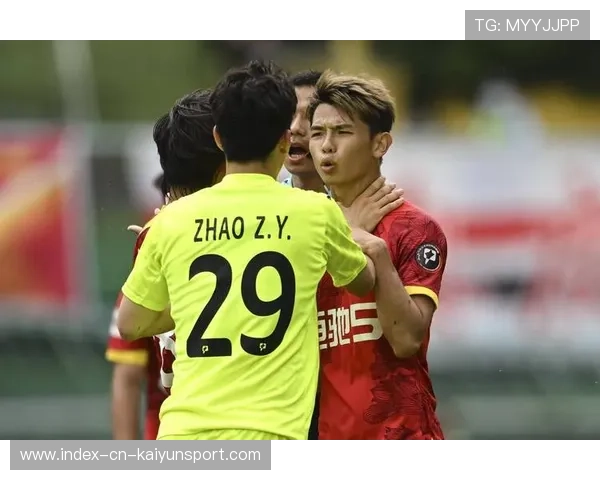 弗兰克40岁连续进球，中甲传奇继续闪耀