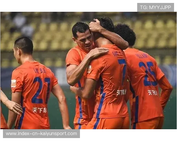 山东泰山的边路传递给禁区带来更多活力