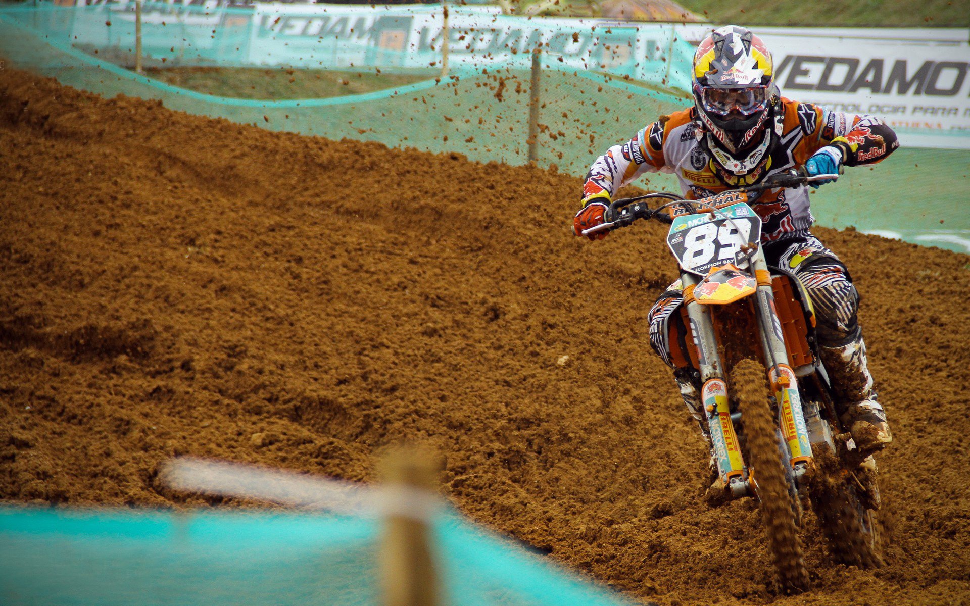 足球体育商业模式，足球商业模式画布