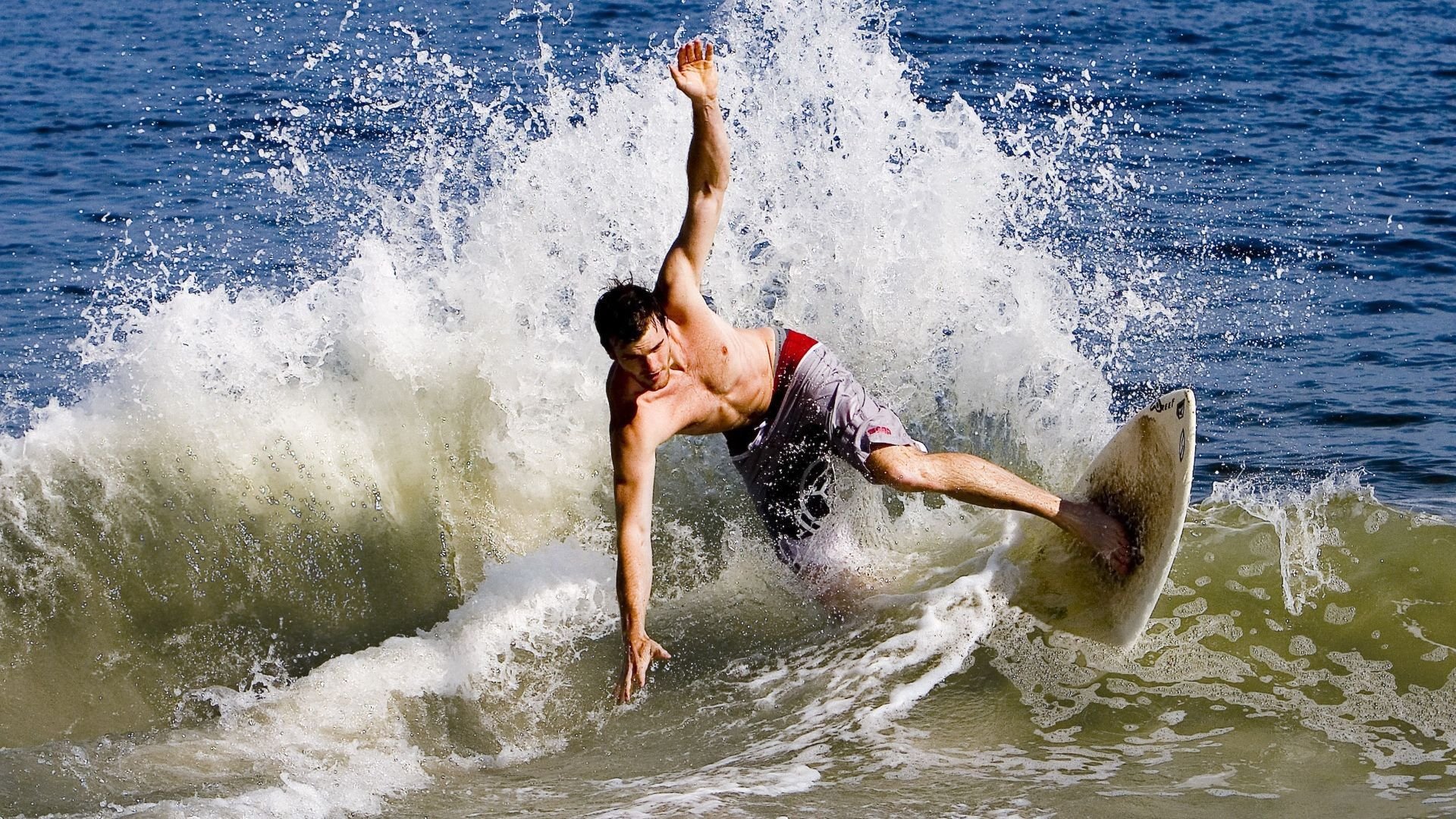 中国跆拳道队在国际赛场连续取得佳绩，中国跆拳道队团体冠军