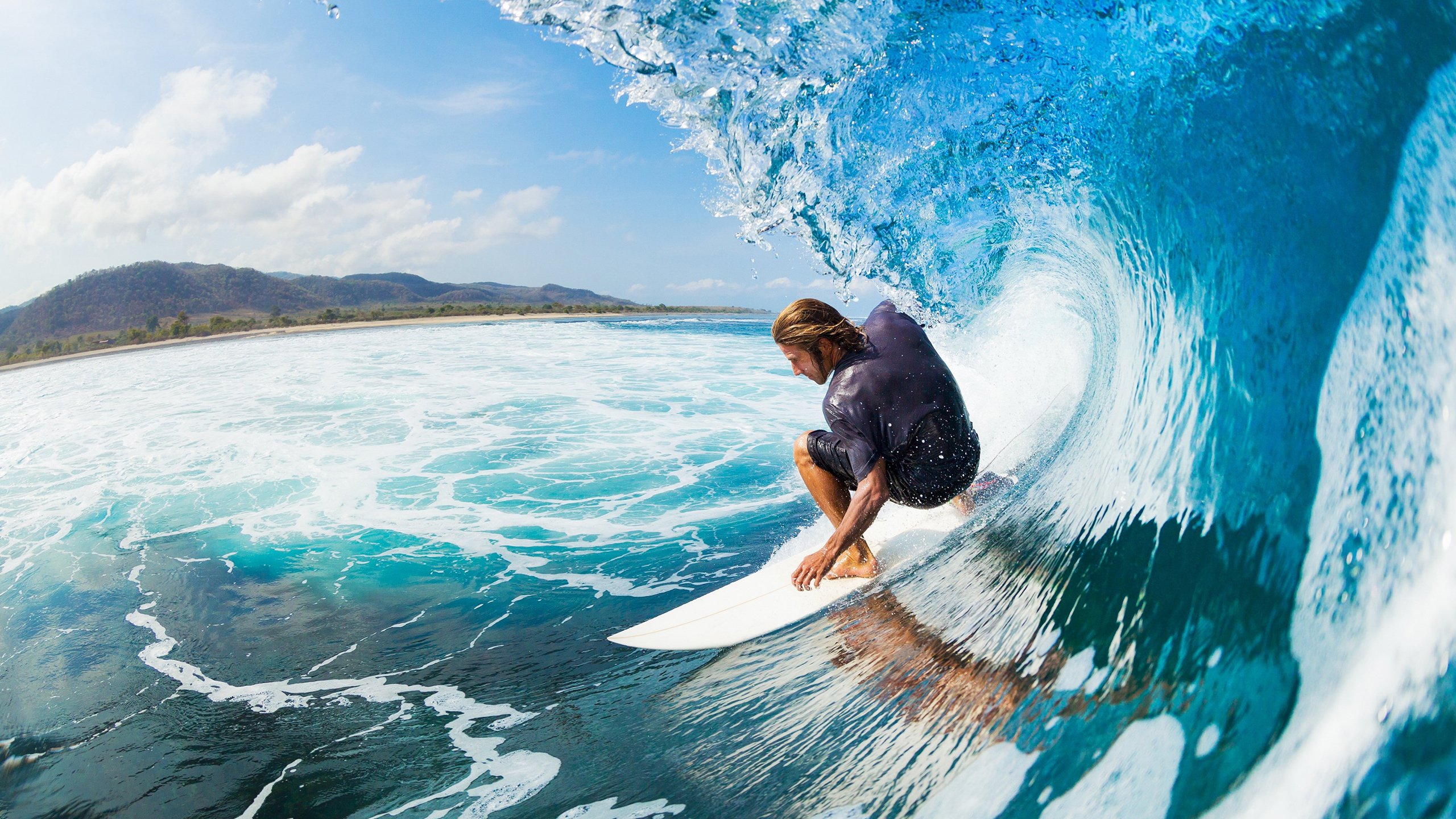 西甲瓦伦西亚客场1比1战平特内里费 青年门将再次贡献多次神扑，瓦伦西亚队